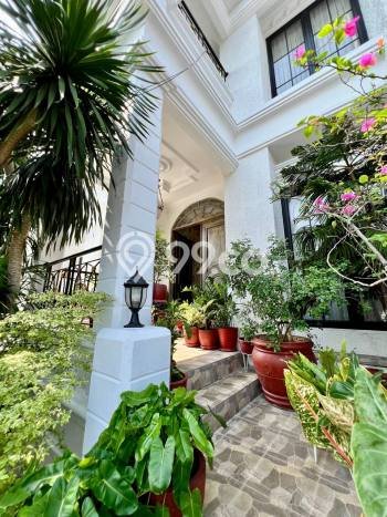 HOT PROPERTY! Rumah Strategis area Pondok Indah, Luas 188m² Bangunan 345m² HOT PROPERTY! Rumah Strategis area Pondok Indah, Luas 188m² Bangunan 345m²
