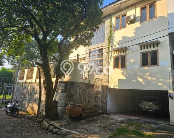 Ready to Use! Luxury House LT 273m2 Desain Elegan di Cinere Ready to Use! Luxury House LT 273m2 Desain Elegan di Cinere