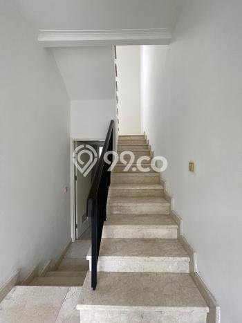 Sewa Rumah Murah di Lebak Bulus Jakarta Selatan Punya 2 KT Sewa Rumah Murah di Lebak Bulus Jakarta Selatan Punya 2 KT