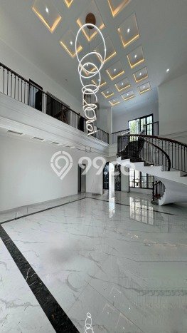 Jual Rumah Luas Megah Dengan View Eksklusif di Pondok Indah, Jakarta Selatan Jual Rumah Luas Megah Dengan View Eksklusif di Pondok Indah, Jakarta Selatan