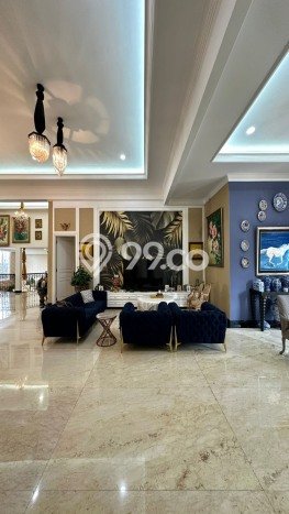 Ready to Use! Luxury House LT 690m2 Desain Elegan di Kemang Ready to Use! Luxury House LT 690m2 Desain Elegan di Kemang