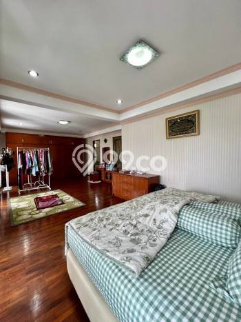 HOT PROPERTY! Rumah Strategis area Pondok Indah, Luas 188m² Bangunan 345m² HOT PROPERTY! Rumah Strategis area Pondok Indah, Luas 188m² Bangunan 345m²