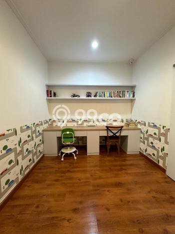 Rumah LT 235m² Harga Menarik di Lebak Bulus, Jakarta Selatan Rumah LT 235m² Harga Menarik di Lebak Bulus, Jakarta Selatan