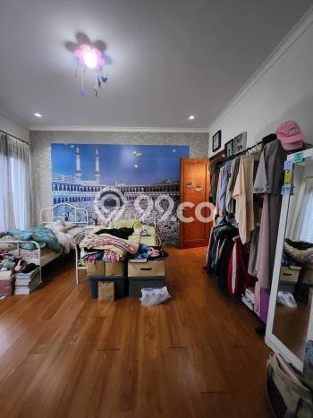 For Sale! Luxury House LT 184m2 Desain Modern di Gandaria For Sale! Luxury House LT 184m2 Desain Modern di Gandaria