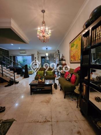 For Sale! Luxury House LT 184m2 Desain Modern di Gandaria For Sale! Luxury House LT 184m2 Desain Modern di Gandaria