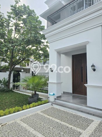 Dijual Murah Rumah dengan 4 Kamar Tidur dan 4 Kamar Mandi di Area Lebak Bulus, Jakarta Selatan Dijual Murah Rumah dengan 4 Kamar Tidur dan 4 Kamar Mandi di Area Lebak Bulus, Jakarta Selatan