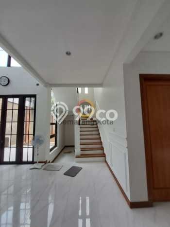 For Sale Rumah Mewah Exclusive di Gajah Mungkur, Semarang For Sale Rumah Mewah Exclusive di Gajah Mungkur, Semarang