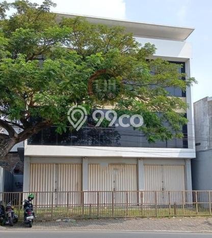 Lokasi Strategis! Dijual Ruko Bisnis di Semarang Selatan, Semarang Kondisi Baik Lokasi Strategis! Dijual Ruko Bisnis di Semarang Selatan, Semarang Kondisi Baik