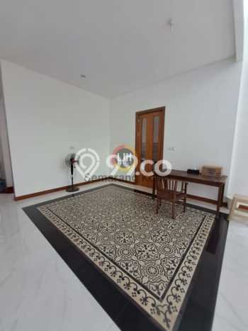 For Sale Rumah Mewah Exclusive di Gajah Mungkur, Semarang For Sale Rumah Mewah Exclusive di Gajah Mungkur, Semarang