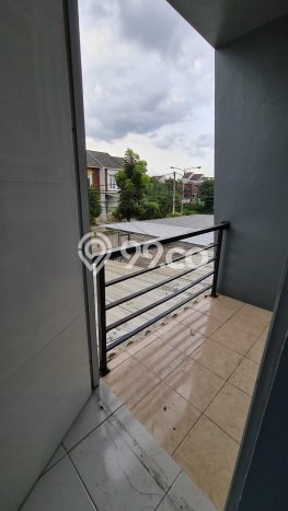Dijual Cepat Rumah Bagus Siap Huni LB 155m2 di Karawaci, Tangerang Dijual Cepat Rumah Bagus Siap Huni LB 155m2 di Karawaci, Tangerang