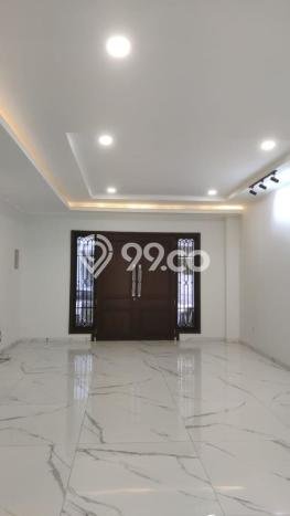 Hunian Elit LB 300m2 Siap Pakai Desain Elegan di Pantai Indah Kapuk, Jakarta Utara Hunian Elit LB 300m2 Siap Pakai Desain Elegan di Pantai Indah Kapuk, Jakarta Utara