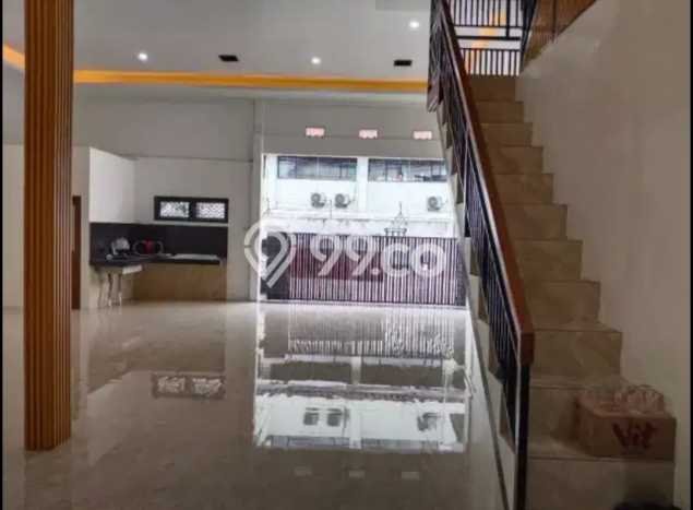 Dijual Rumah Premium dengan Fasilitas Sekitar Komplit di Duren Sawit, Jakarta Timur Dijual Rumah Premium dengan Fasilitas Sekitar Komplit di Duren Sawit, Jakarta Timur