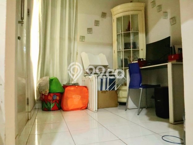 Dijual Rumah Mewah Megah Dengan View Eksklusif di Kota Wisata, Jakarta Timur Dijual Rumah Mewah Megah Dengan View Eksklusif di Kota Wisata, Jakarta Timur