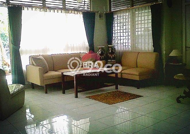 Hunian Elit LB 170m2 Siap Pakai Desain Elegan di Duren Tiga, Jakarta Selatan Hunian Elit LB 170m2 Siap Pakai Desain Elegan di Duren Tiga, Jakarta Selatan