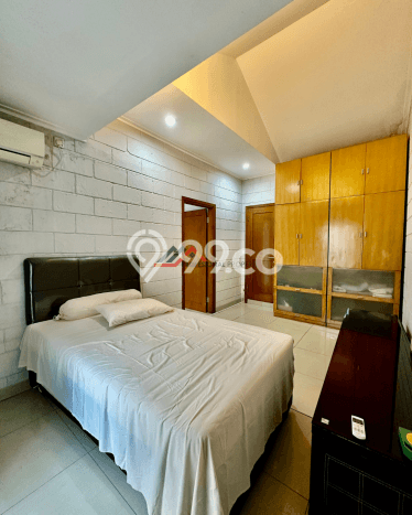Hunian Mewah Siap Huni LT 202m2 di Kebayoran Baru, Jakarta Selatan Hunian Mewah Siap Huni LT 202m2 di Kebayoran Baru, Jakarta Selatan