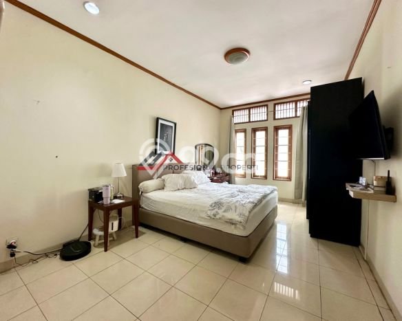 Dijual Rumah Mewah Exclusive di Cilandak, Jakarta Selatan Dijual Rumah Mewah Exclusive di Cilandak, Jakarta Selatan