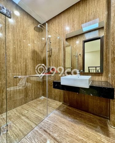 For Sale! Premium House LT 148m2 Desain Elegan di Pondok Indah For Sale! Premium House LT 148m2 Desain Elegan di Pondok Indah