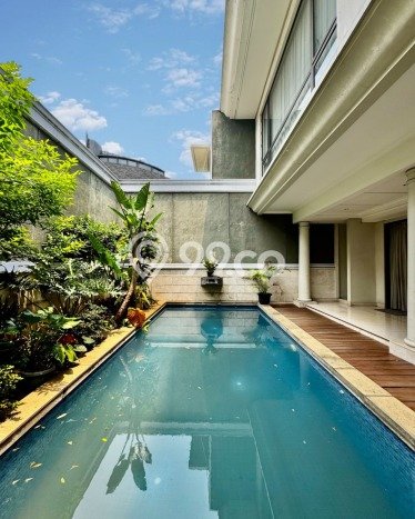 Rumah Eksklusif Dijual LT 340m2 di Kebayoran Baru, Jakarta Selatan Rumah Eksklusif Dijual LT 340m2 di Kebayoran Baru, Jakarta Selatan