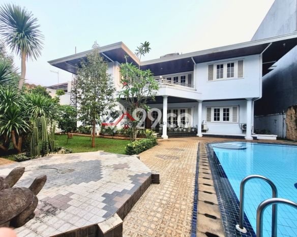 Dijual Rumah Mewah Megah Dengan View Cantik di Cinere, Jakarta Selatan Dijual Rumah Mewah Megah Dengan View Cantik di Cinere, Jakarta Selatan