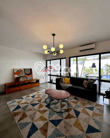 For Sale! Luxury House LT 400m2 Desain Elegan di Cipete For Sale! Luxury House LT 400m2 Desain Elegan di Cipete