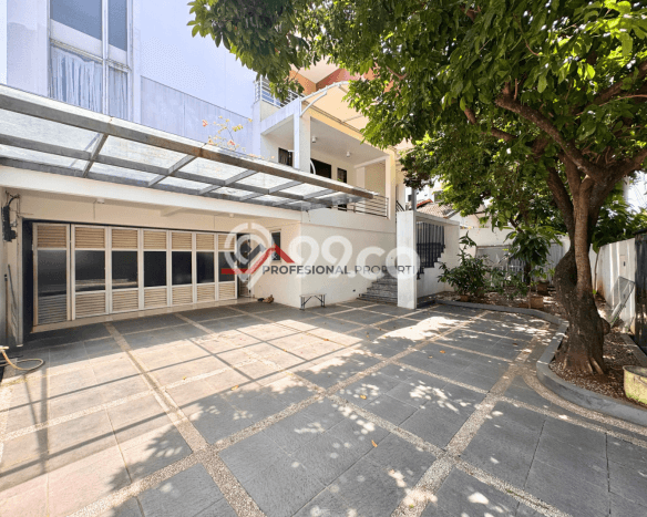 Rumah Luxury Modern Tanpa Renovasi di Lebak Bulus Jakarta Selatan Rumah Luxury Modern Tanpa Renovasi di Lebak Bulus Jakarta Selatan