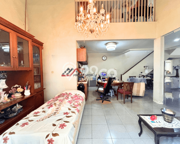 Rumah Elit Modern Tanpa Renovasi di Lebak Bulus Jakarta Selatan Rumah Elit Modern Tanpa Renovasi di Lebak Bulus Jakarta Selatan