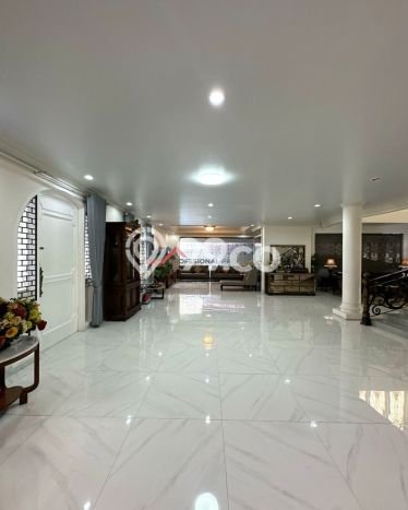 Rumah Mewah LB 800m2 Siap Pakai Desain Elegan di Cipete, Jakarta Selatan Rumah Mewah LB 800m2 Siap Pakai Desain Elegan di Cipete, Jakarta Selatan