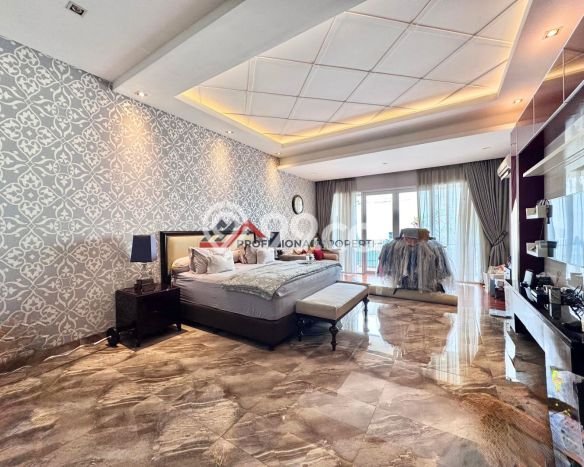 Rumah Mewah LB 400m2 Siap Pakai Desain Elegan di Bintaro, Tangerang Selatan Rumah Mewah LB 400m2 Siap Pakai Desain Elegan di Bintaro, Tangerang Selatan