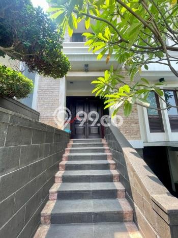 For Sale! Premium House LT 266m2 Desain Elegan di Cipete For Sale! Premium House LT 266m2 Desain Elegan di Cipete