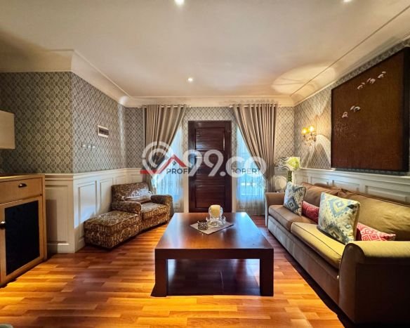 Rumah Mewah LB 400m2 Siap Pakai Desain Elegan di Bintaro, Tangerang Selatan Rumah Mewah LB 400m2 Siap Pakai Desain Elegan di Bintaro, Tangerang Selatan