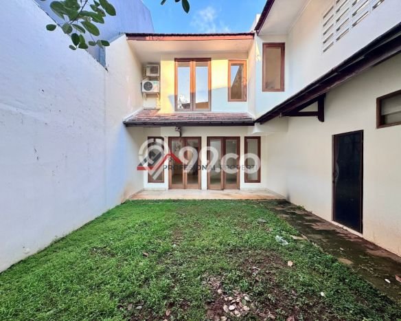 Hunian Elit LB 350m2 Siap Huni Desain Elegan di Lebak Bulus, Jakarta Selatan Hunian Elit LB 350m2 Siap Huni Desain Elegan di Lebak Bulus, Jakarta Selatan