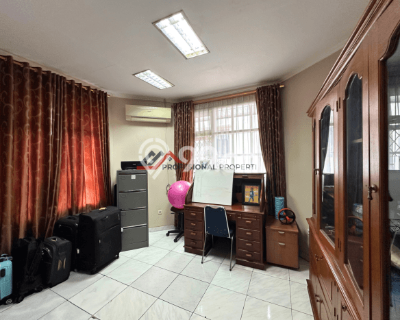 Rumah Mewah LB 467m2 Siap Pakai Desain Elegan di Cipete, Jakarta Selatan Rumah Mewah LB 467m2 Siap Pakai Desain Elegan di Cipete, Jakarta Selatan