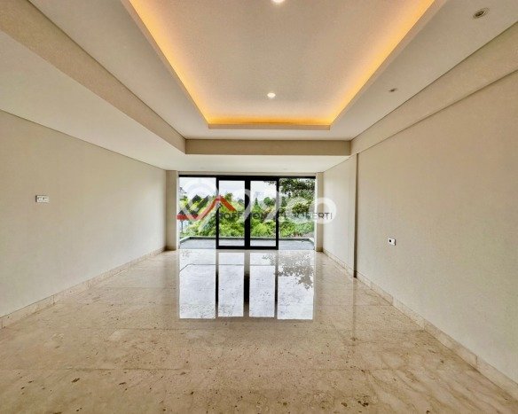Jual Rumah Mewah Megah Dengan View Eksklusif di Kemang, Jakarta Selatan Jual Rumah Mewah Megah Dengan View Eksklusif di Kemang, Jakarta Selatan