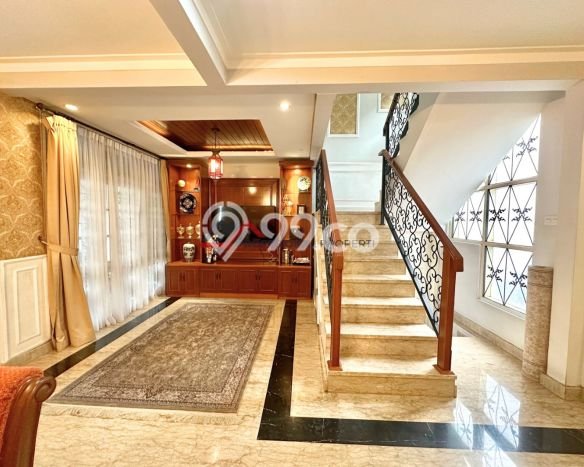 For Sale! Luxury House LT 400m2 Desain Elegan di Lebak Bulus For Sale! Luxury House LT 400m2 Desain Elegan di Lebak Bulus