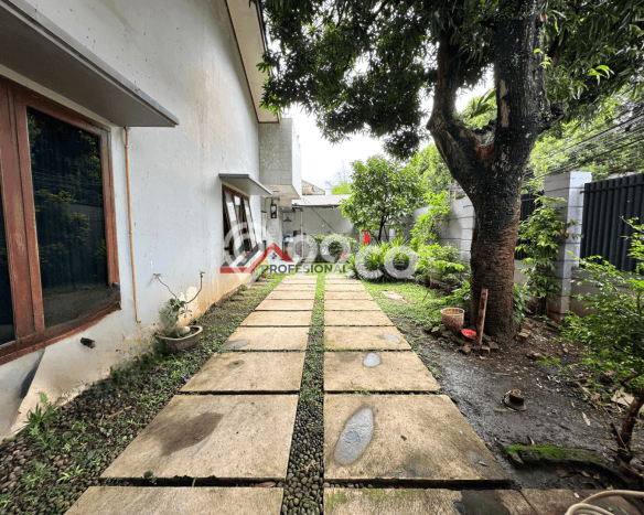 Rumah Elit Modern Tanpa Renovasi di Cipete Jakarta Selatan Rumah Elit Modern Tanpa Renovasi di Cipete Jakarta Selatan