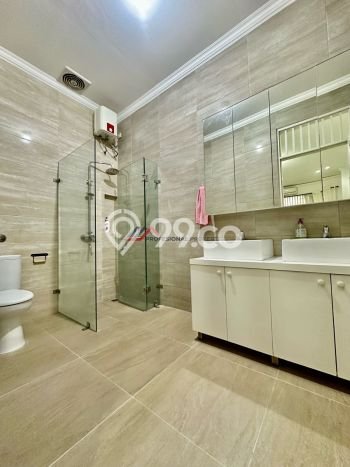 Rumah Mewah LB 200m2 Siap Huni Desain Elegan di Pejaten, Jakarta Selatan Rumah Mewah LB 200m2 Siap Huni Desain Elegan di Pejaten, Jakarta Selatan