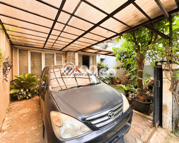 Rumah Elit Modern Tanpa Renovasi di Lebak Bulus Jakarta Selatan Rumah Elit Modern Tanpa Renovasi di Lebak Bulus Jakarta Selatan