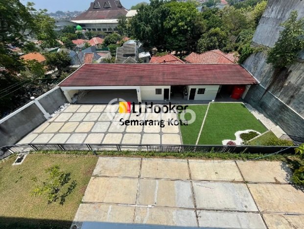 Hunian Strategis Disewakan 3 Kamar di Gajah Mungkur Boleh Nego Hunian Strategis Disewakan 3 Kamar di Gajah Mungkur Boleh Nego