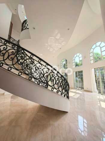 Rumah Luxury Modern Siap Huni di Lippo Karawaci Tangerang Rumah Luxury Modern Siap Huni di Lippo Karawaci Tangerang