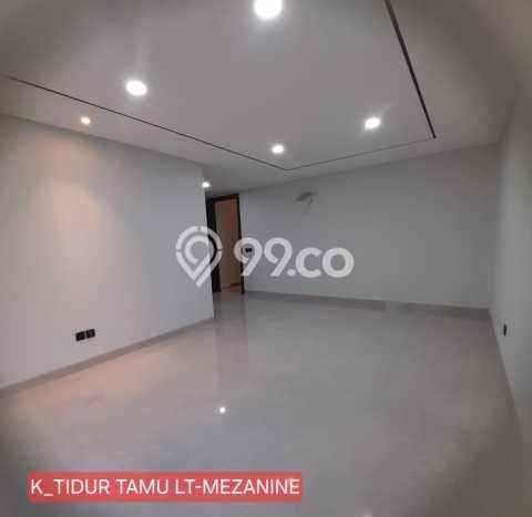 Rumah Lokasi Strategis area , Surabaya, Luas 210m2m² Bangunan 340m2m² Rumah Lokasi Strategis area , Surabaya, Luas 210m2m² Bangunan 340m2m²