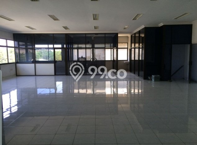 Gudang Dijual di Surabaya LT 3795m2 & LB 1740m2 Lokasi Terbaik! Gudang Dijual di Surabaya LT 3795m2 & LB 1740m2 Lokasi Terbaik!