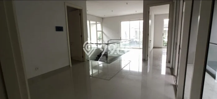 Disewakan Segera Rumah Kondisi Baik di Area Wiyung, Surabaya Disewakan Segera Rumah Kondisi Baik di Area Wiyung, Surabaya