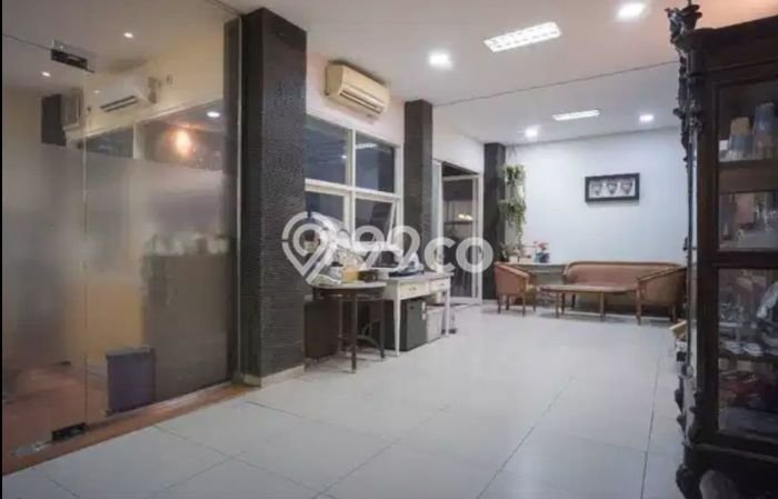 Dijual Rumah Mewah Elegan Dengan View Eksklusif di Dr Sutomo, Surabaya Dijual Rumah Mewah Elegan Dengan View Eksklusif di Dr Sutomo, Surabaya