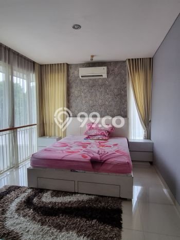 Dijual Rumah Luas Megah Dengan View Eksklusif di Pakuwon Indah, Surabaya Dijual Rumah Luas Megah Dengan View Eksklusif di Pakuwon Indah, Surabaya