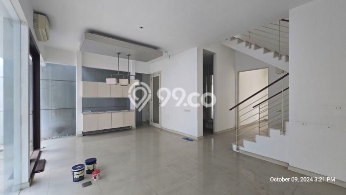 Dijual Rumah Mewah Exclusive di Dukuh Pakis, Surabaya Dijual Rumah Mewah Exclusive di Dukuh Pakis, Surabaya