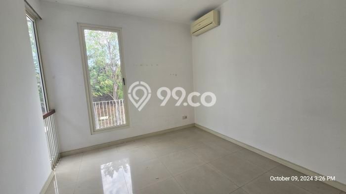 Dijual Rumah Mewah Exclusive di Dukuh Pakis, Surabaya Dijual Rumah Mewah Exclusive di Dukuh Pakis, Surabaya
