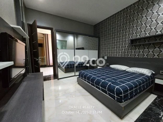PRIME LOCATION! Rumah di Dukuh Pakis, 6 KM, Lingkungan Tenang, Luas 360m2m² Bangunan 540m2m² PRIME LOCATION! Rumah di Dukuh Pakis, 6 KM, Lingkungan Tenang, Luas 360m2m² Bangunan 540m2m²