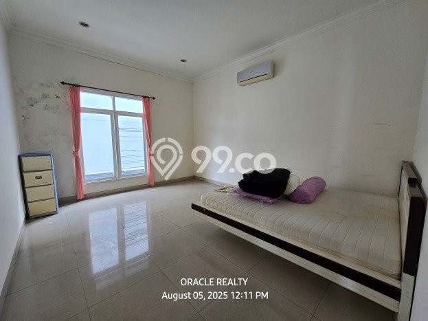 Rumah Eksklusif Dijual LT 300m2 di Wiyung, Surabaya Rumah Eksklusif Dijual LT 300m2 di Wiyung, Surabaya