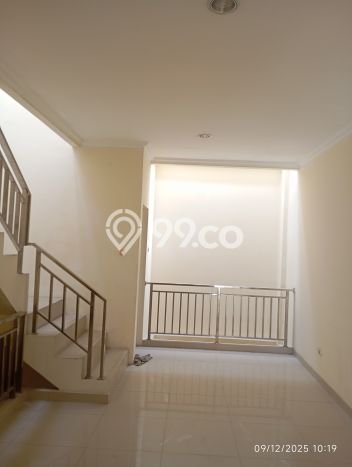 Ruko Dijual di Prime Area Jakarta Barat Luas 200m2 Ruko Dijual di Prime Area Jakarta Barat Luas 200m2