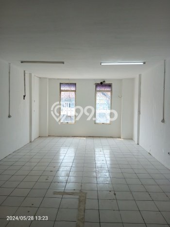 Disewakan Ruko di Kawasan Ramai Taman Palem Luas 160m2 Disewakan Ruko di Kawasan Ramai Taman Palem Luas 160m2
